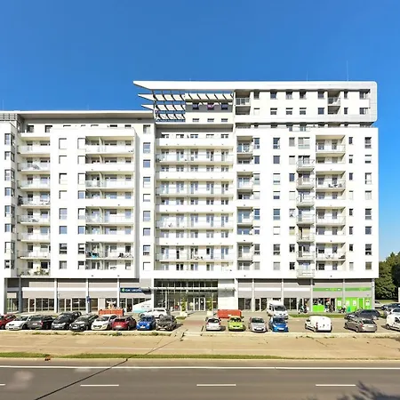 Aviator Modern 83 Apartment Gdansk